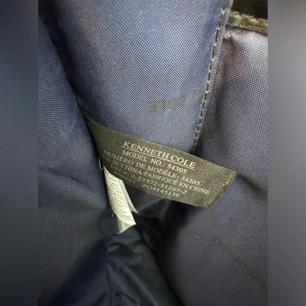 KENNETH COLE Leather Laptop Crossbody Briefcase w/Flap, Unisex